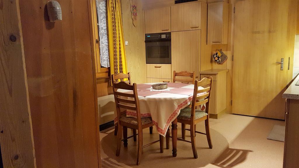 Chalet Spillstatt Grindelwald Quarto foto